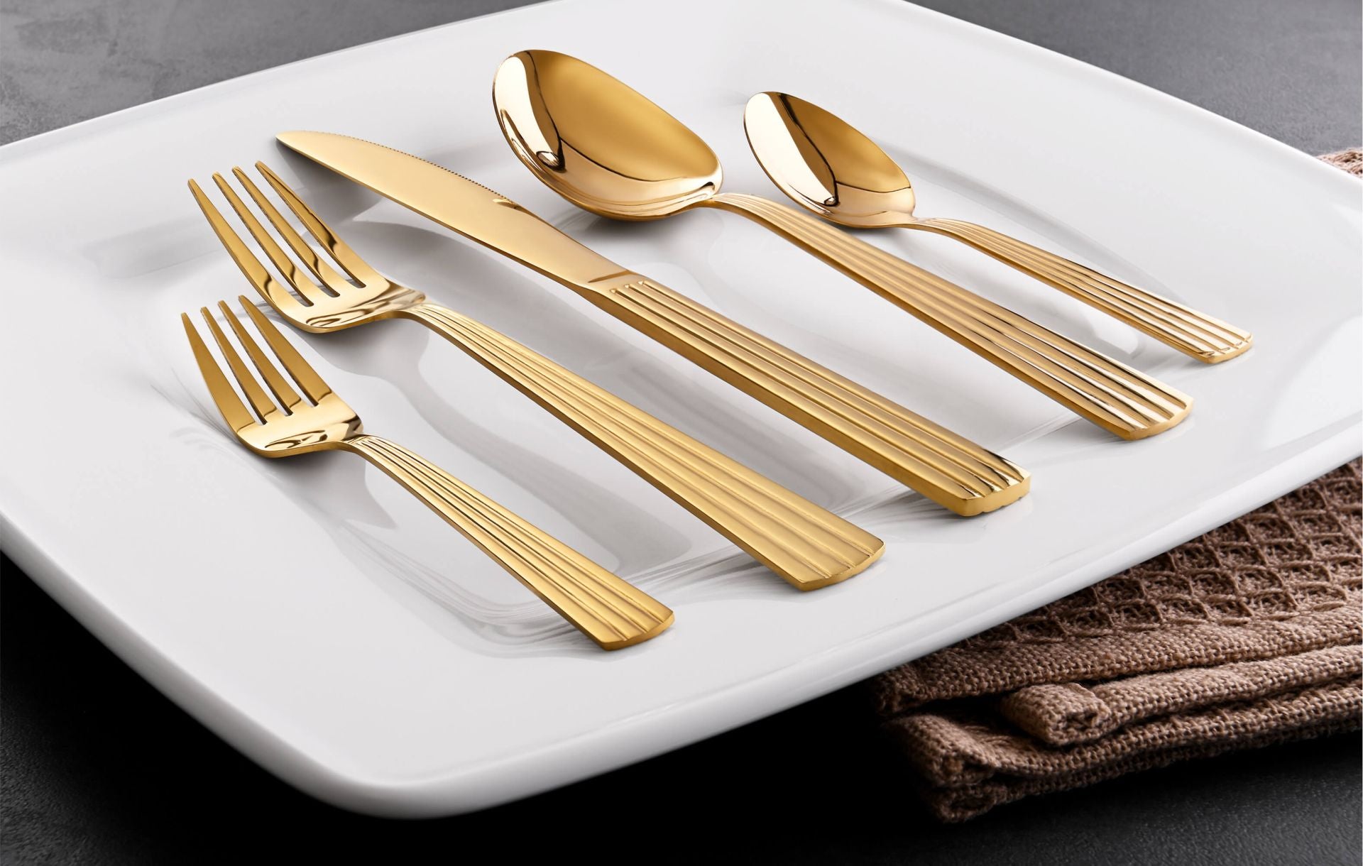 Goldenes Besteck - Set Golden Grace